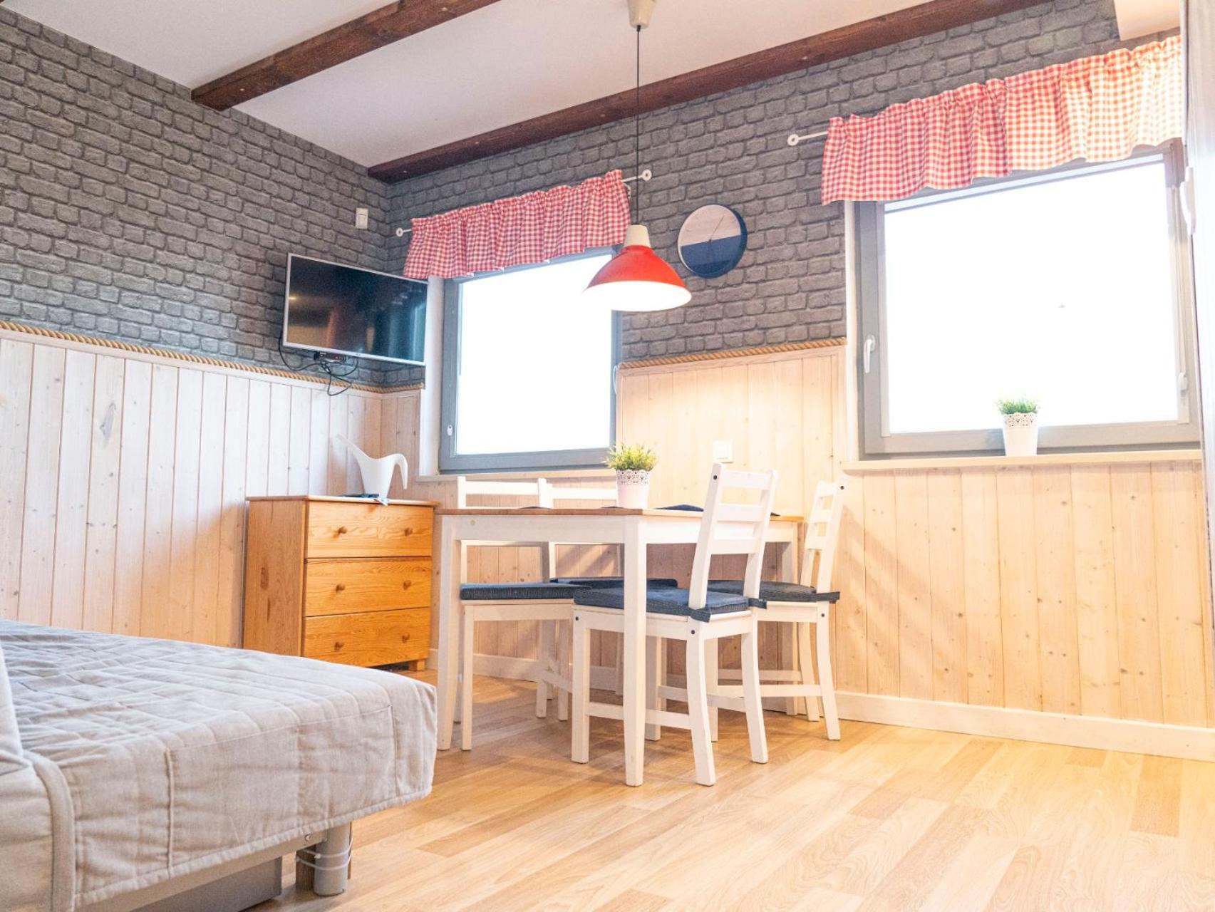 Lodge Letniskowe Sloneczne Wzgorze *