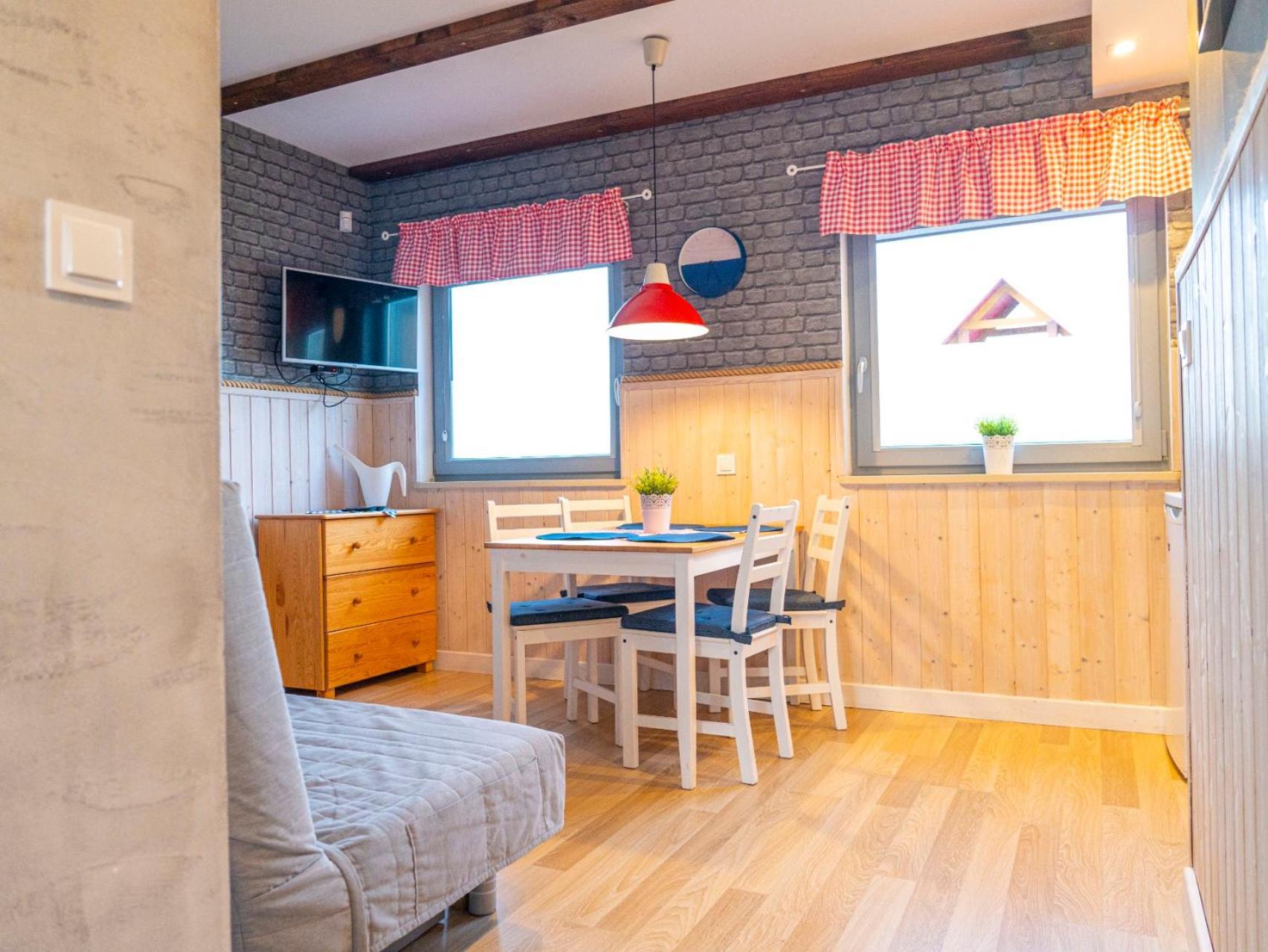 Letniskowe Sloneczne Wzgorze Lodge *